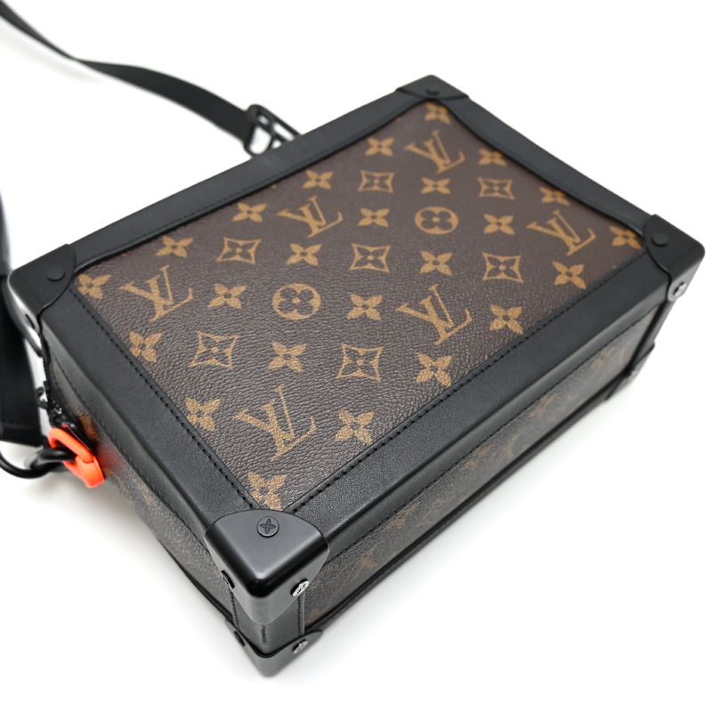 Louis Vuitton Shoulder — view 4