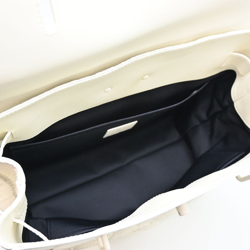 Louis Vuitton Shoulder — view 6