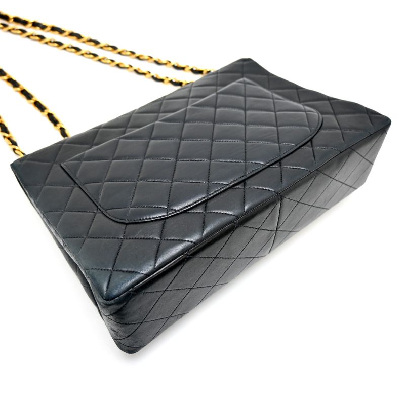 Chanel Shoulder Bag Black — view 4