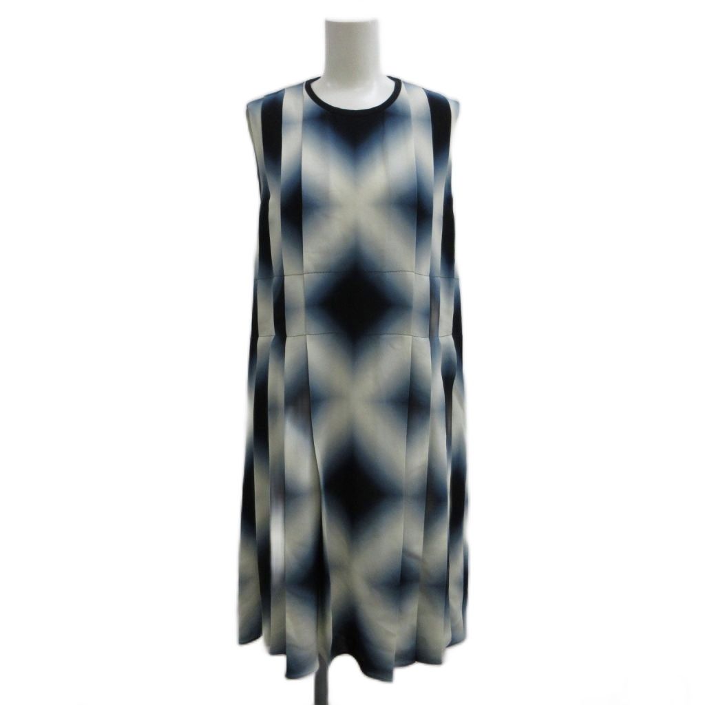 Fendi Dress Silk 38 Navy White Gradient Pattern Sleeveless Pleats Knee Length PP