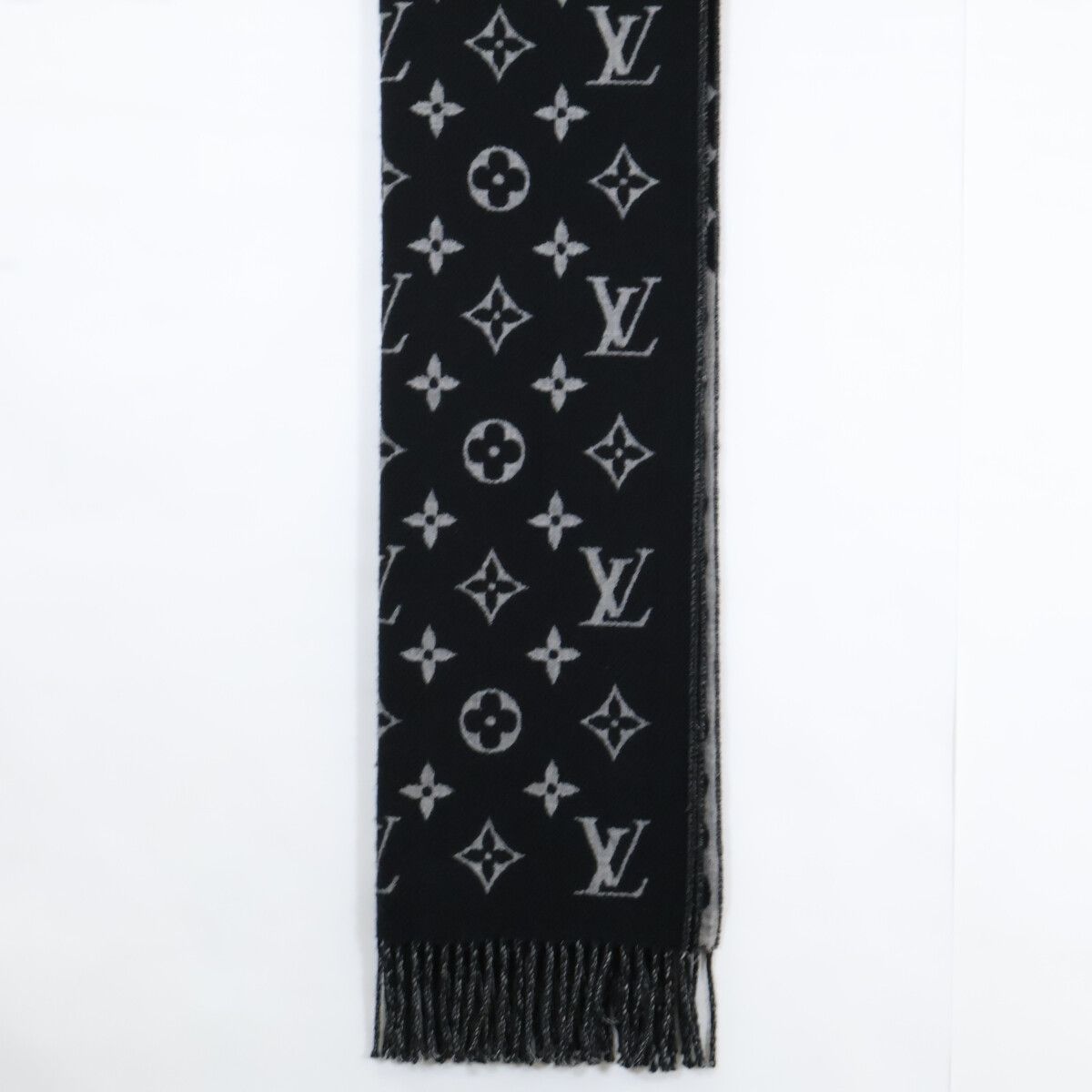 Louis Vuitton Echarpe Polkagram Wool Cashmere — view 4