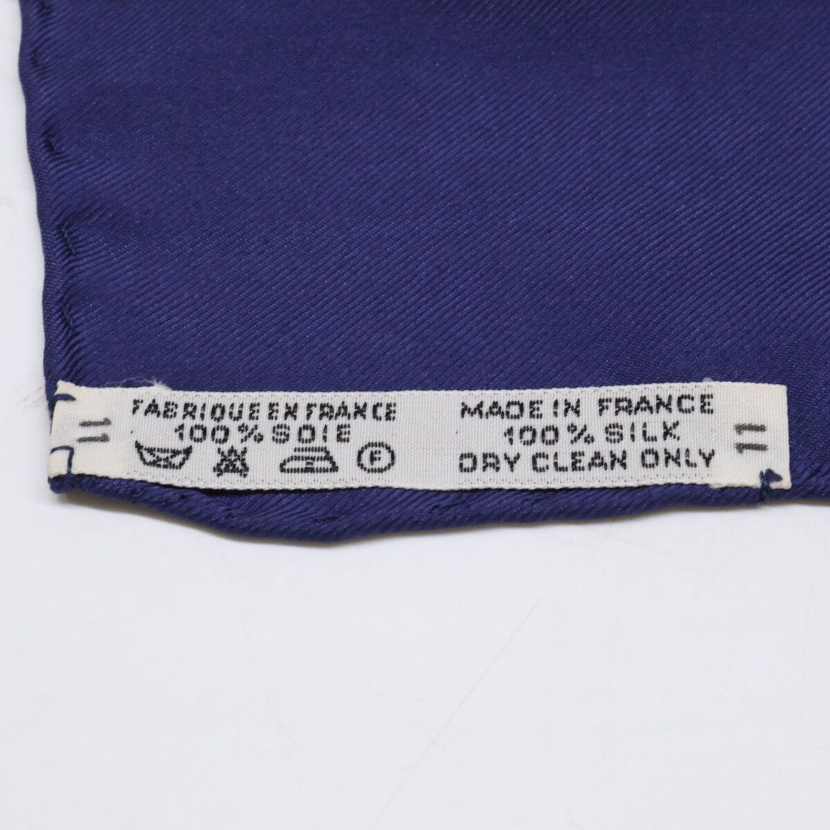 Hermes Regina Her Majesty the Queen Silk Carre 90 Scarf — view 7