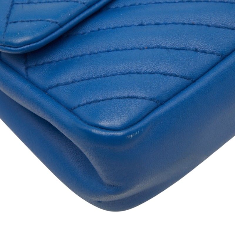 Chanel Chez Blanc Stitch CC Logo Shoulder Bag Blue Leather — view 5