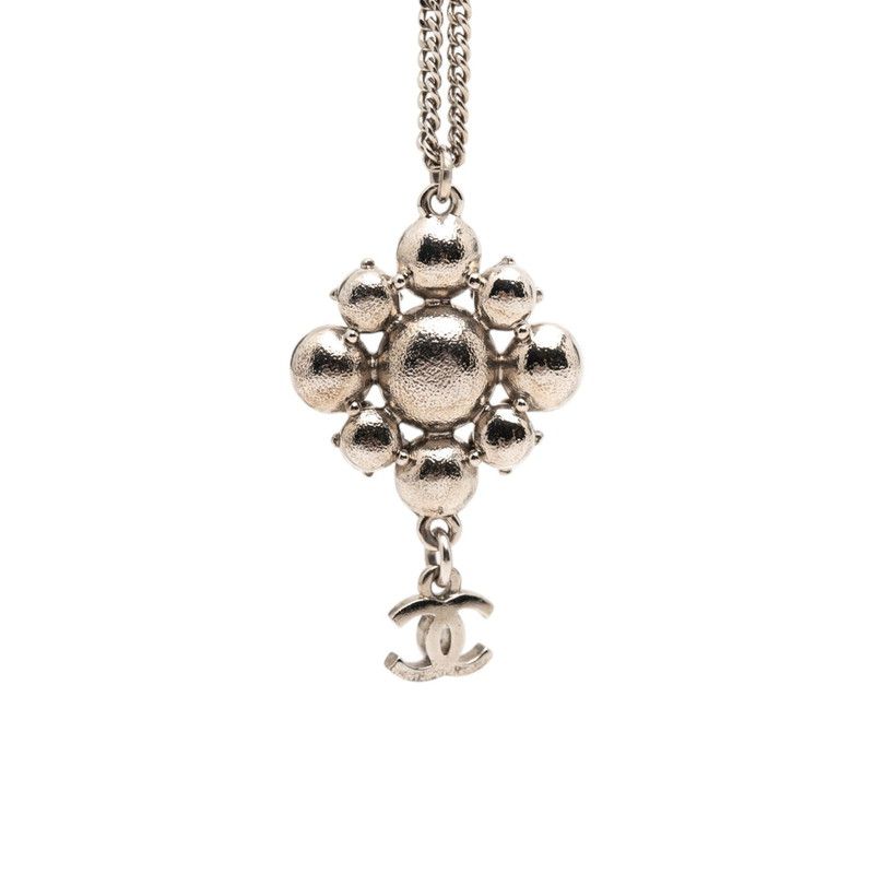 Chanel CC Logo Chain Pendant Silver Metal Rhinestone — view 2