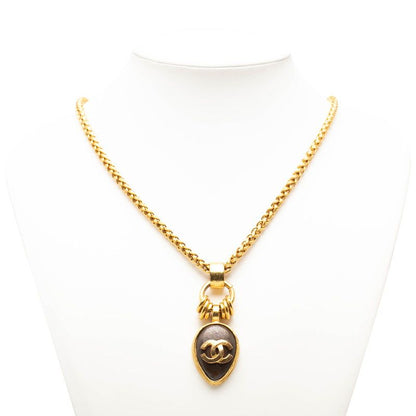 Chanel CC Logo Vintage Chain Pendant 97 Gold Plated — view 6