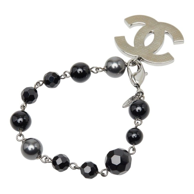 Chanel CC Logo Bracelet Silver — view 2
