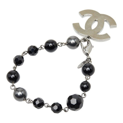 Chanel CC Logo Bracelet Silver — view 2