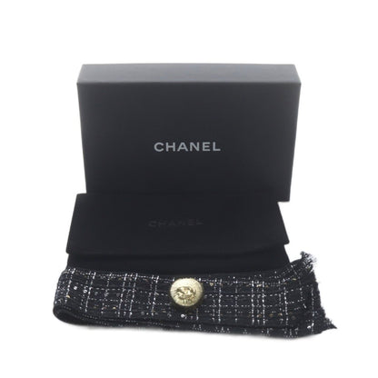 Chanel Quilted Classic Zip Coin Purse CC Logo Caviar Leather White — view 6