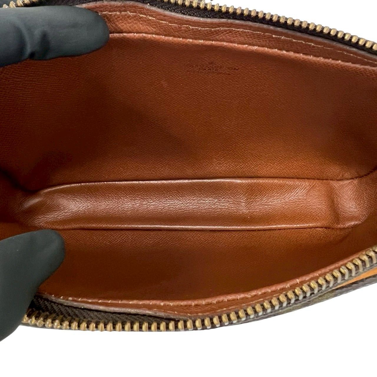 Louis Vuitton Vintage Ma Roulis Bandouliere Monogram Leather Mini Shoulder — view 9