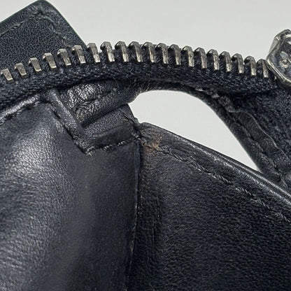 Chanel CC Logo Tote Leather Black — view 7