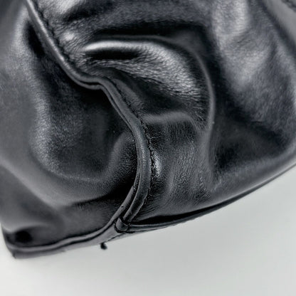 Chanel CC Logo Tote Leather Black — view 4