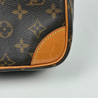 Louis Vuitton Amazon Shoulder Bag Monogram Brown — view 3