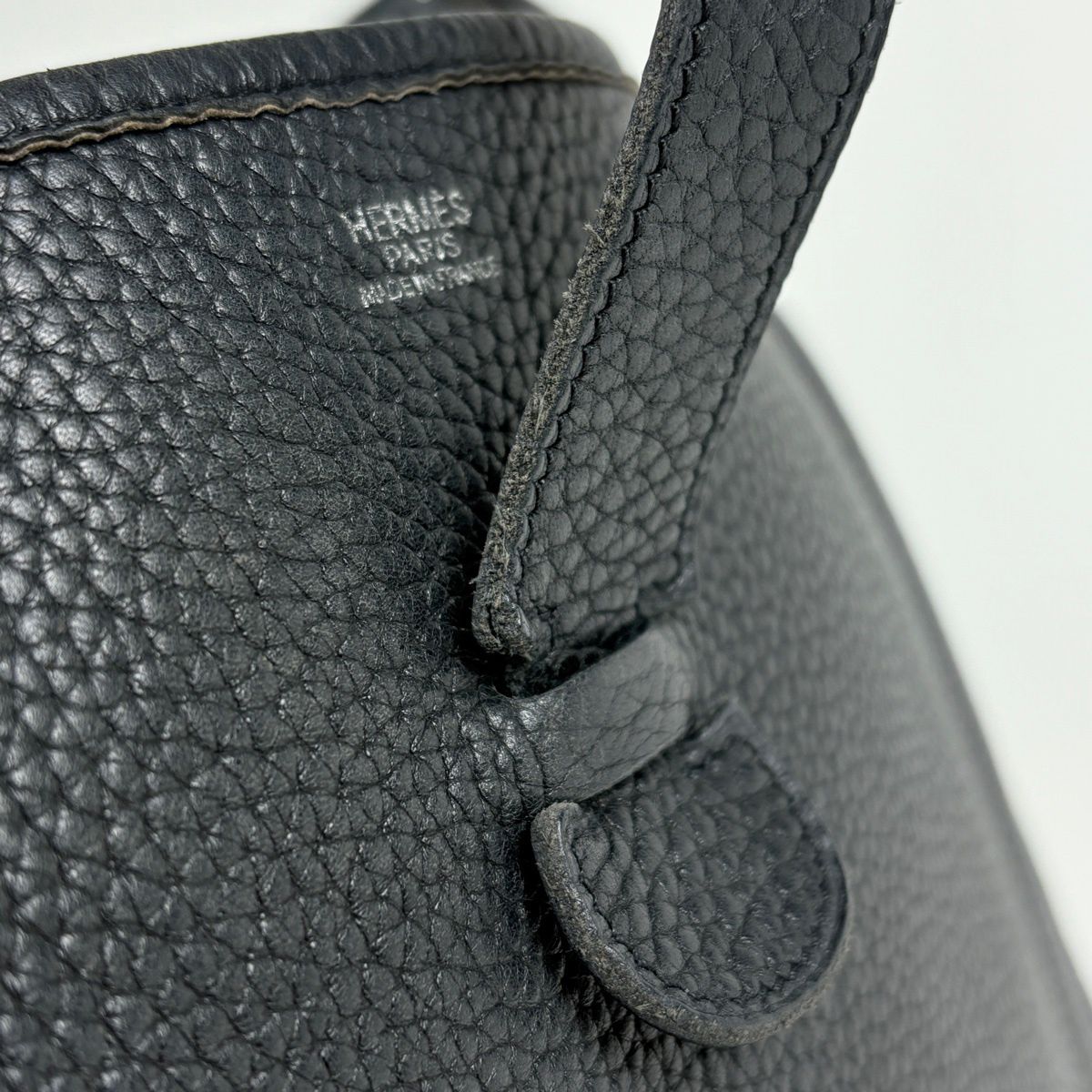 Hermes Evelyne 1 GM Perforated Logo Shoulder Bag Taurillon Clemence Black — view 5