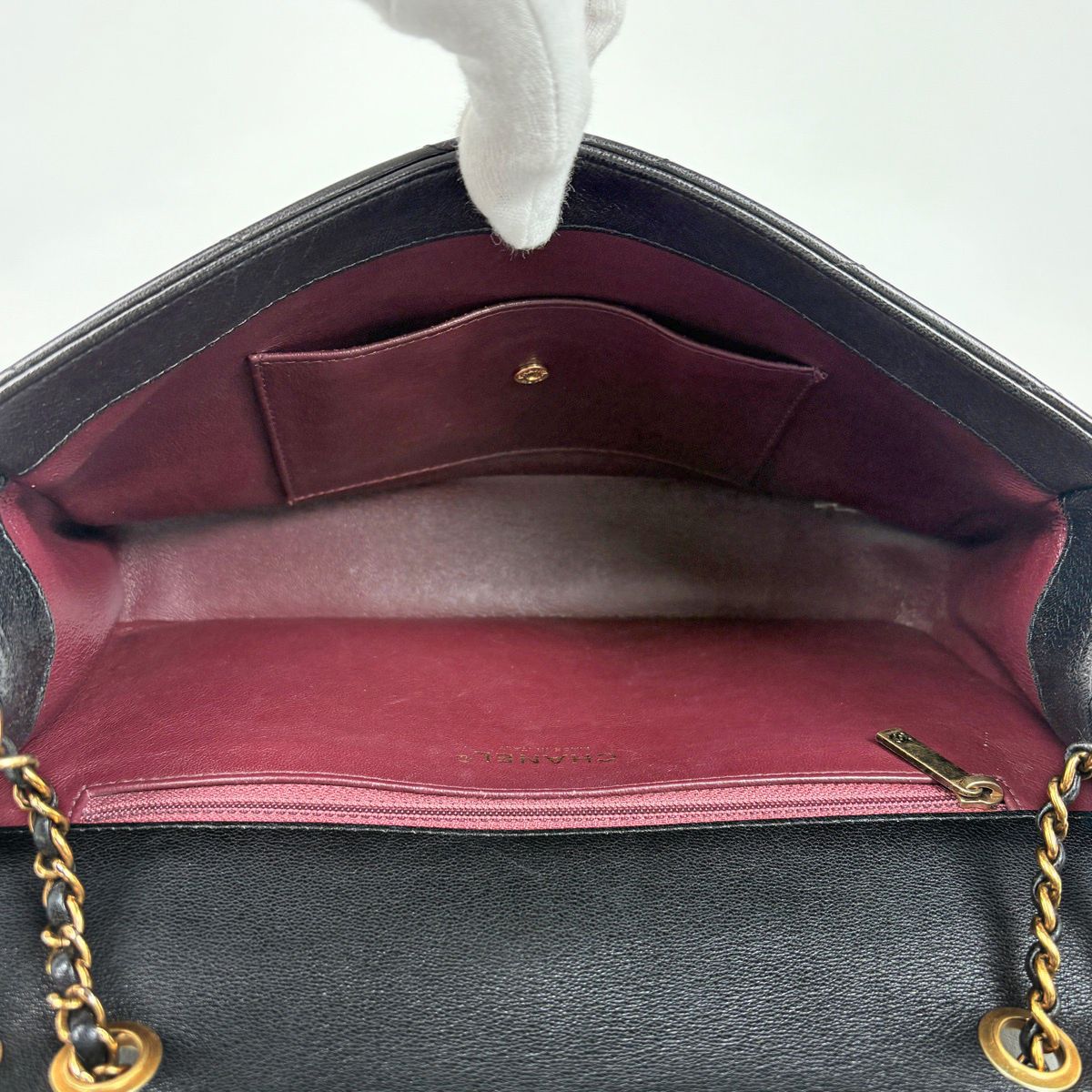 Chanel Stitch Chain Shoulder Bag CC Logo Blanc Leather Black — view 9