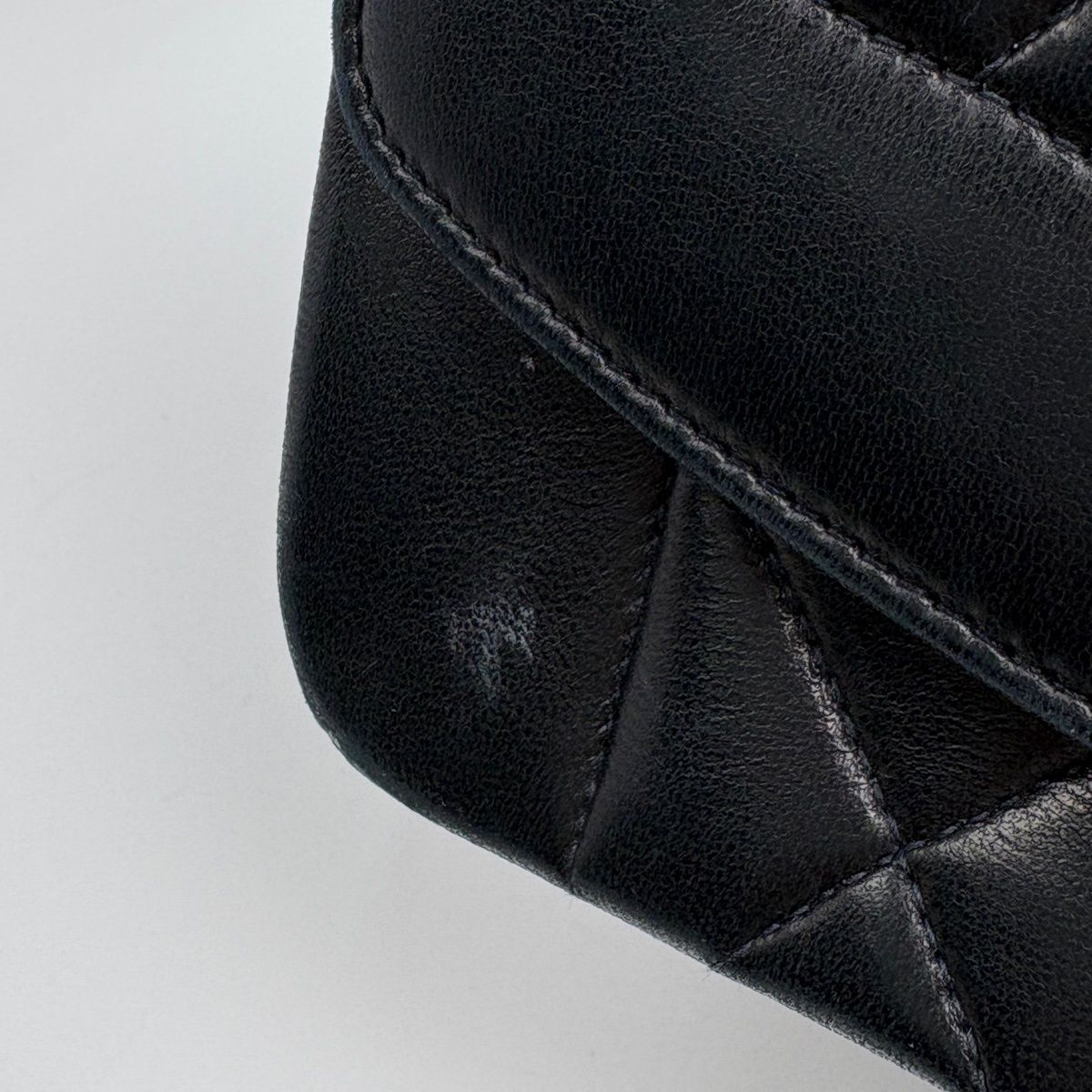 Chanel Diana Quilted Single Flap Chain Shoulder Bag CC Logo Leather Black — view 5