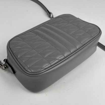 Gucci GG Marmont Chain Shoulder Bag Quilted Leather Gray — view 2
