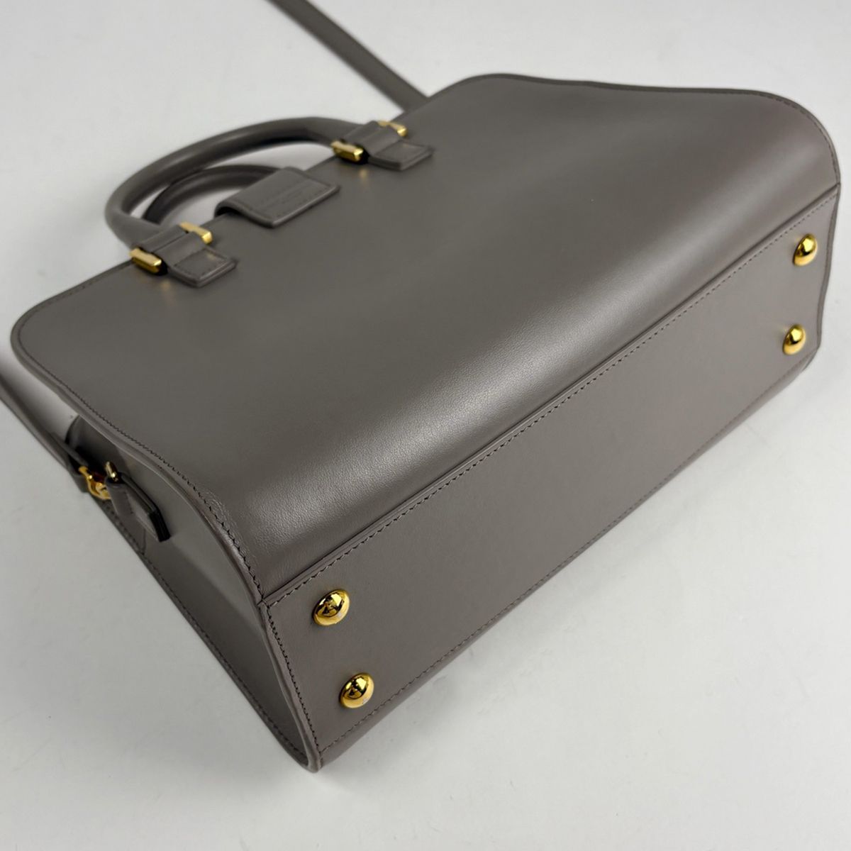 Saint Laurent Baby Cabas 2-Way Handbag Leather Gray — view 2