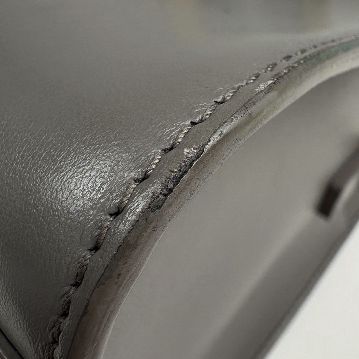 Saint Laurent Baby Cabas 2-Way Handbag Leather Gray — view 3