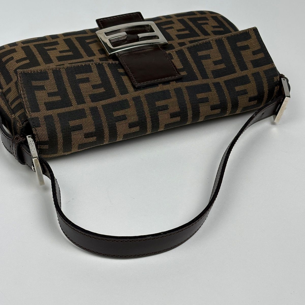 Fendi Zucca Pattern Mamma Baguette Shoulder Bag Canvas Brown — view 9
