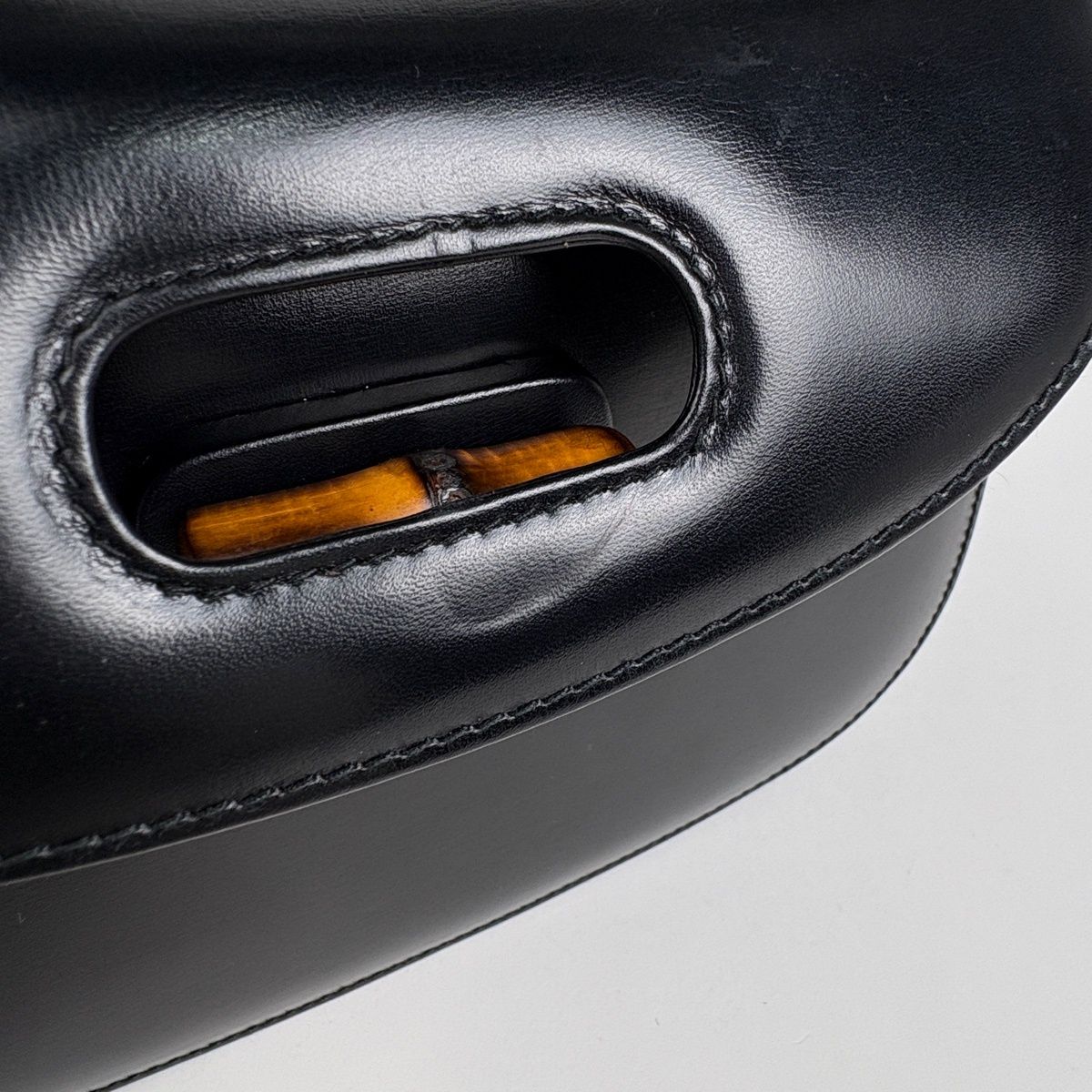 Gucci Bamboo Handbag 2-Way Vintage Leather Black — view 4