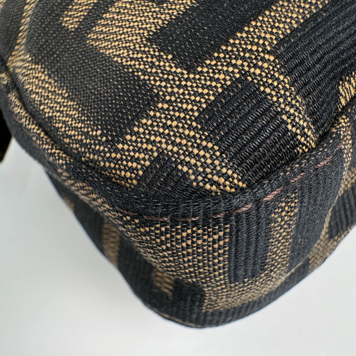 Fendi Zucca Pattern Mamma Baguette Shoulder Bag Canvas Brown — view 3