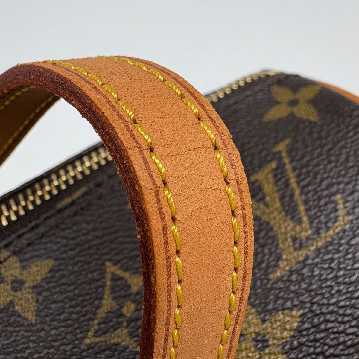 Louis Vuitton Papillon 30 Barrel Bag Tube — view 5