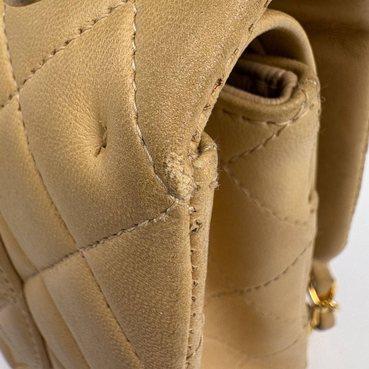 Chanel Quilted Double Flap Chain Shoulder Bag CC Logo Leather Beige — view 8