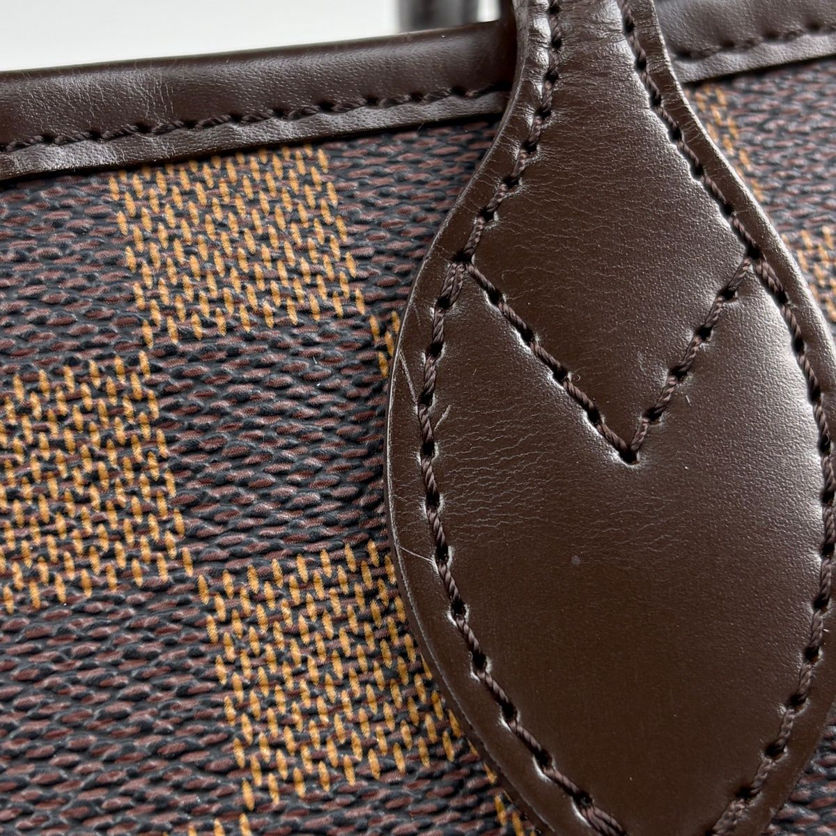 Louis Vuitton Neverfull PM Tote Damier Brown — view 5