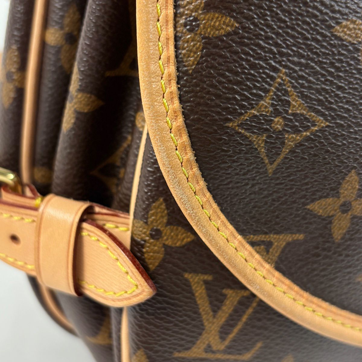 Louis Vuitton Saumur Crossbody Shoulder Bag Monogram Brown — view 4