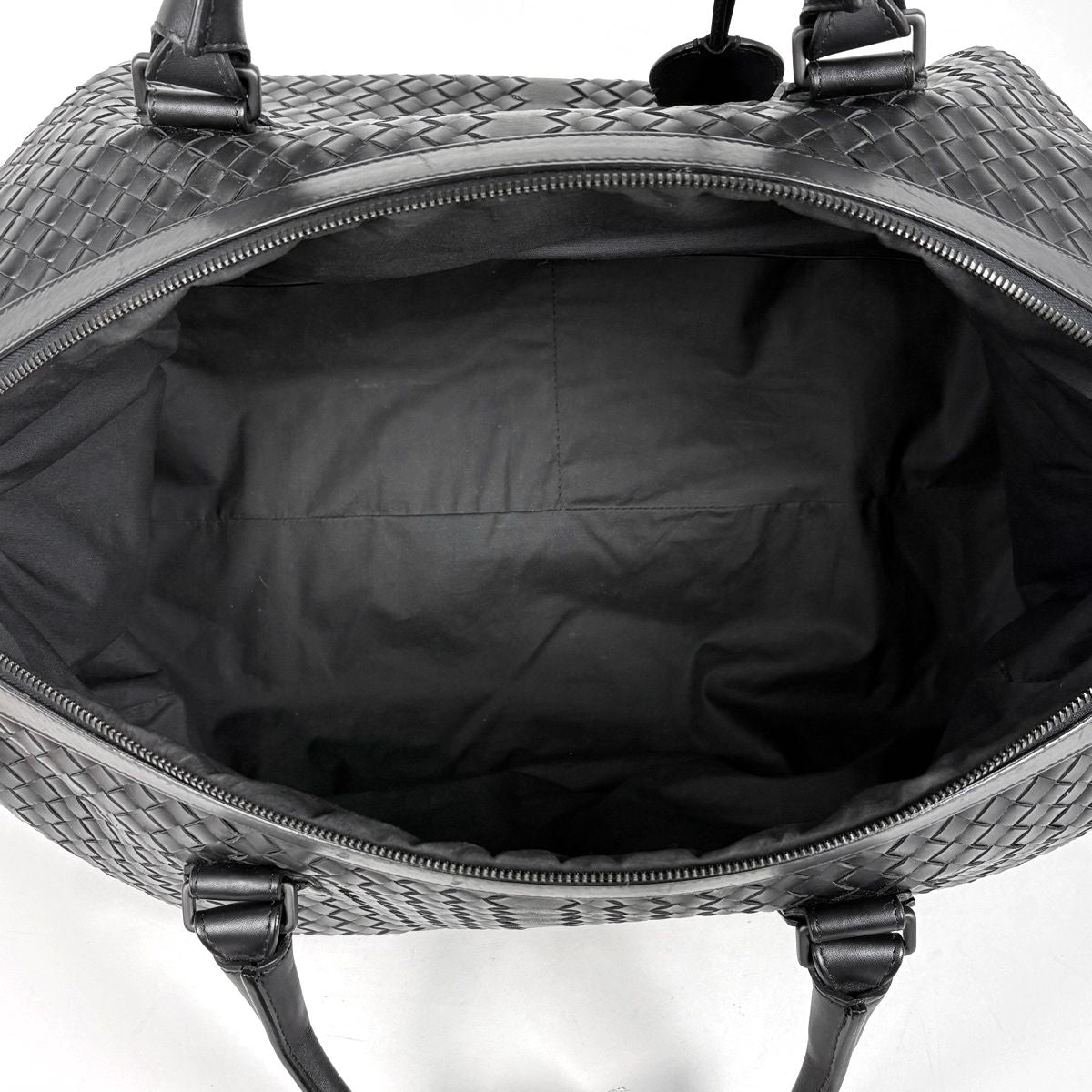 Bottega Veneta Intrecciato Boston Bag 2-Way Leather Black — view 8