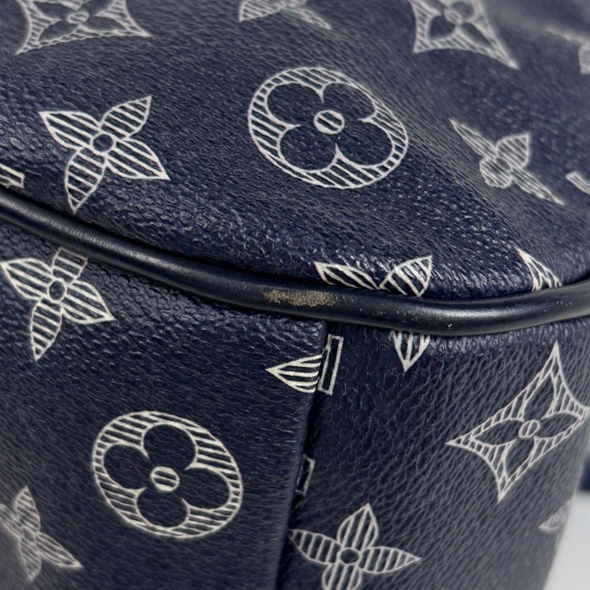 Louis Vuitton Hiking Backpack Monogram Savannah Chapman Ankle — view 5