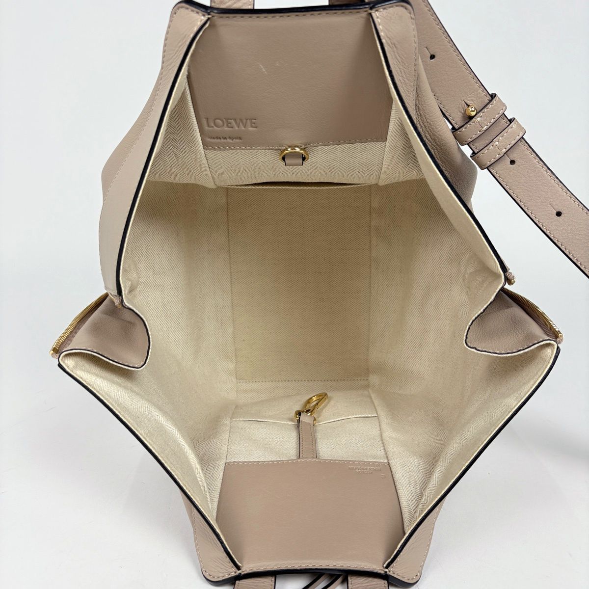 Loewe Hammock Bag Small 2-Way Leather Beige — view 7
