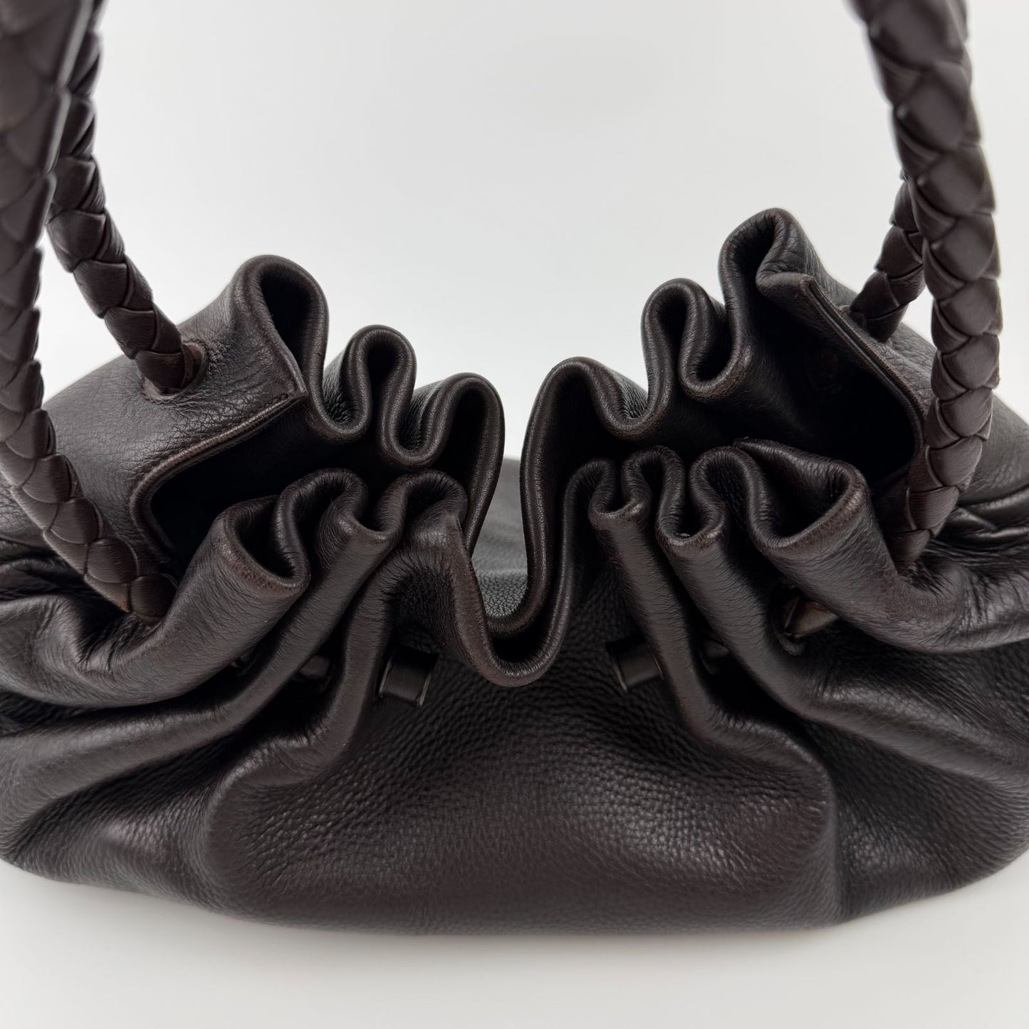 Bottega Veneta Intrecciato Shoulder Bag Leather Brown Vintage — view 8