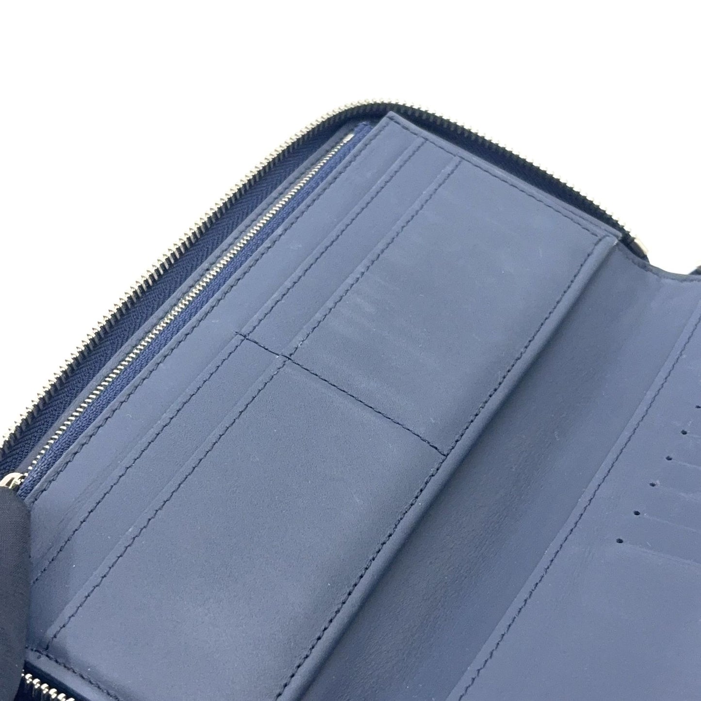Louis Vuitton LV Aerogram Leather Navy Wallet Silver — view 7