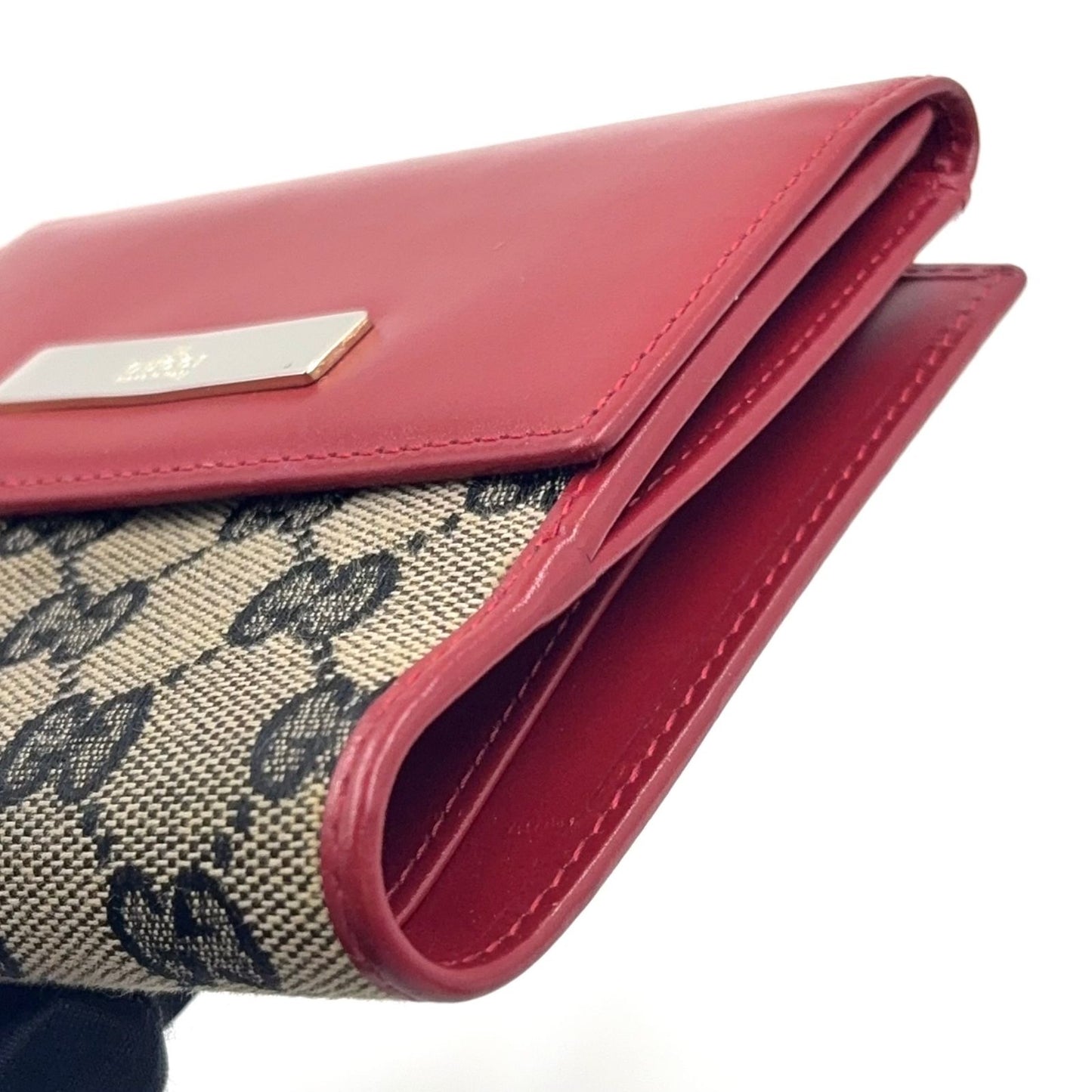 Gucci GG Canvas Metal Bar-w Hook Leather Beige Red Wallet Silver — view 6