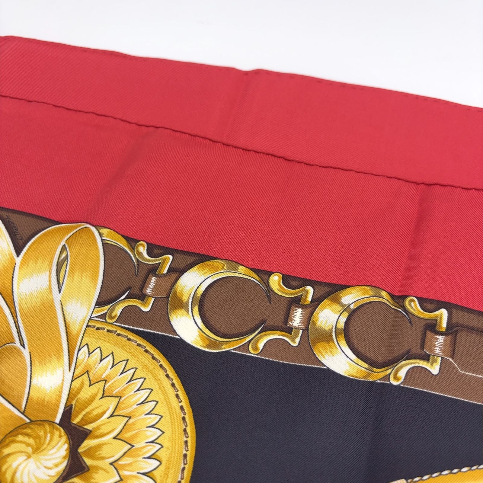Hermes Chouveau du Tre Carre 90 Silk Red Scarf — view 8