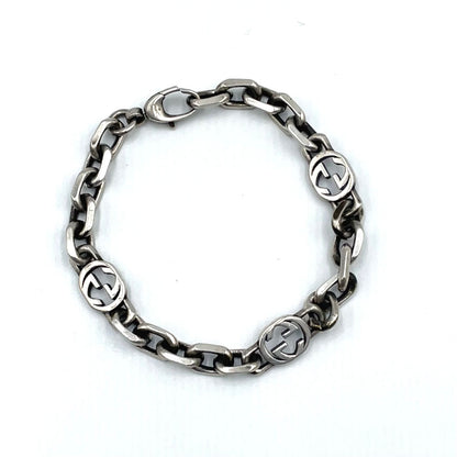 Gucci Interlocking Silver Chain Bracelet — view 3