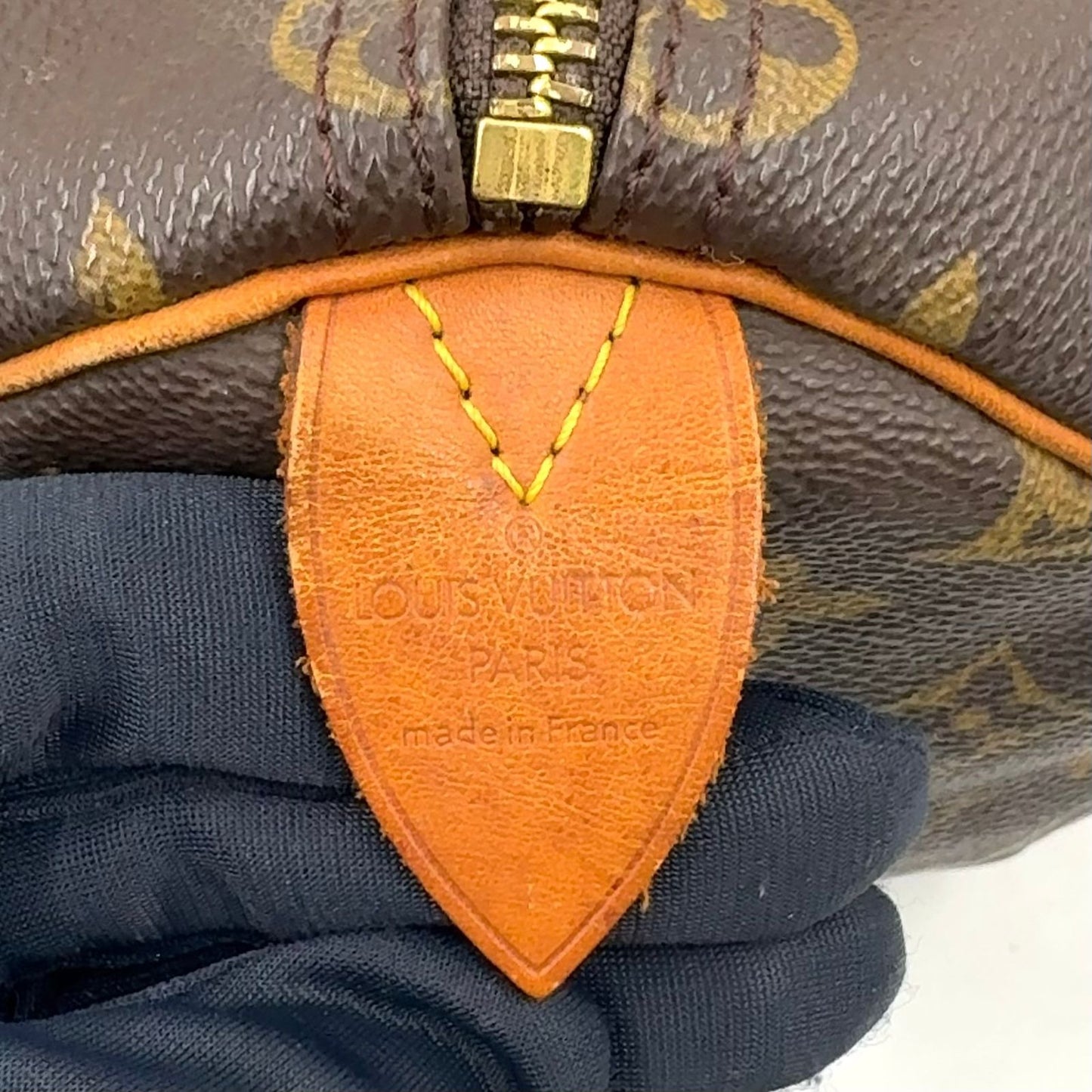 Louis Vuitton Speedy 35 Monogram Leather Brown Handbag Gold — view 4