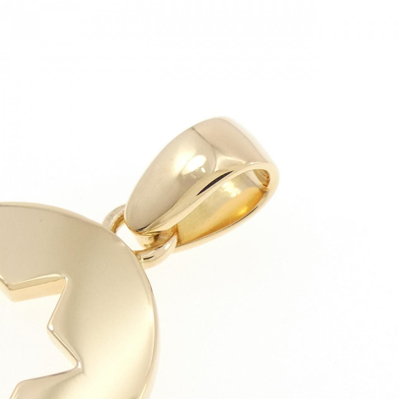 Cartier Star Medal Pendant — view 2
