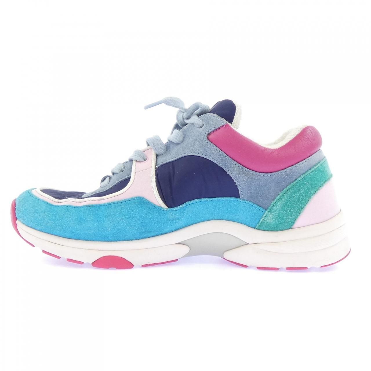 Chanel Sneakers Navy — view 2
