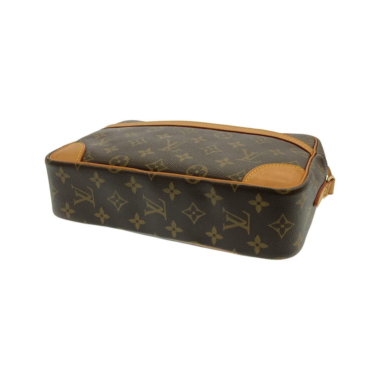 Louis Vuitton Monogram Trocadero 27 cm Shoulder — view 3