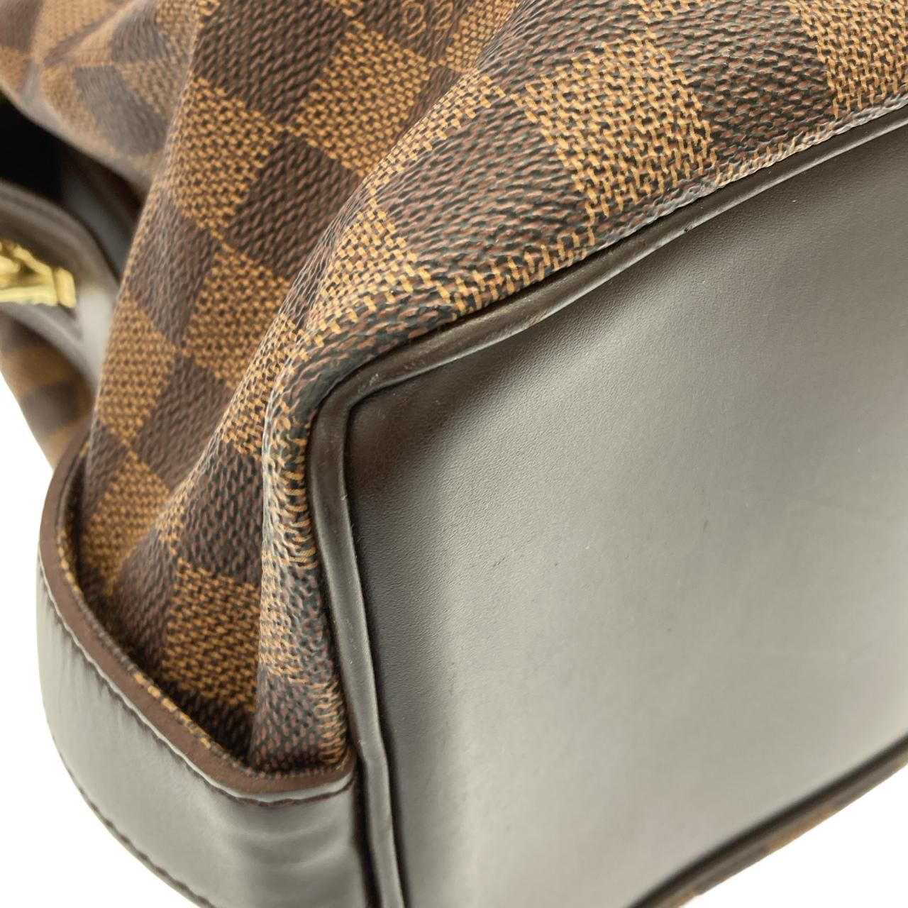 Louis Vuitton Damier Chelsea Shoulder — view 4