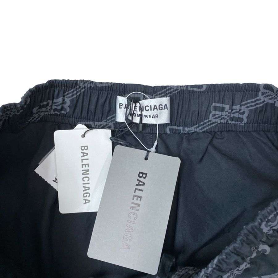 Balenciaga Shorts BB Logo Black Mode Comfortable — view 4