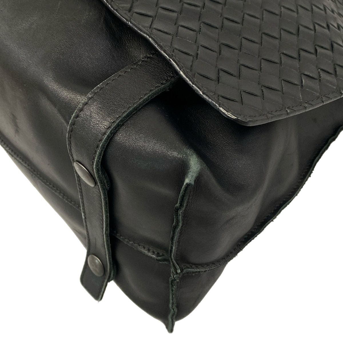 Bottega Veneta Shoulder Bag Intrecciato Black Leather — view 6