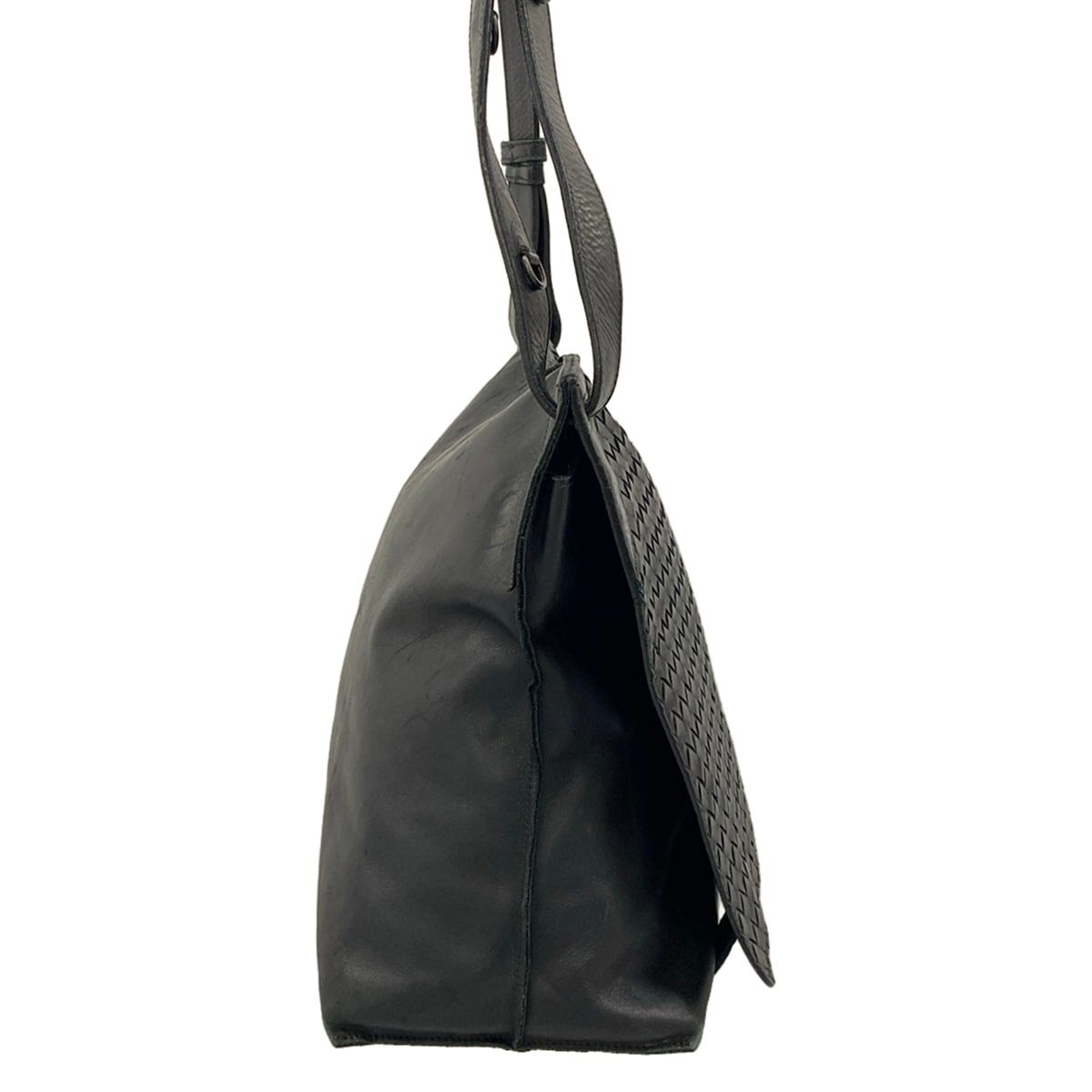 Bottega Veneta Shoulder Bag Intrecciato Black Leather — view 2