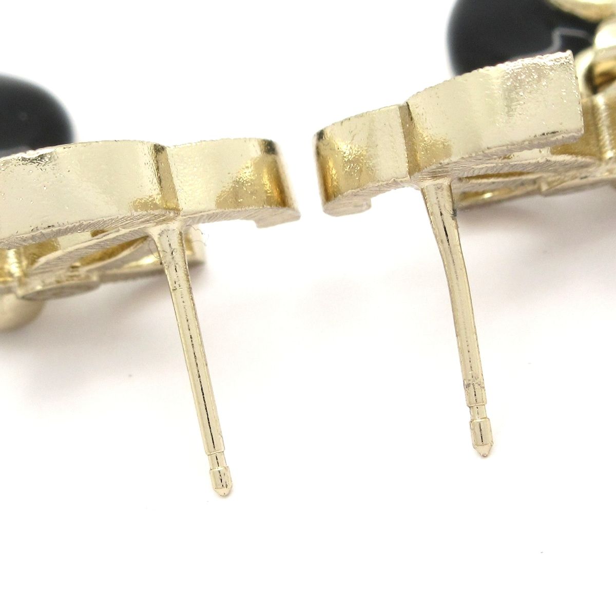 Chanel Earrings CC Logo Black Silver Bijou — view 4