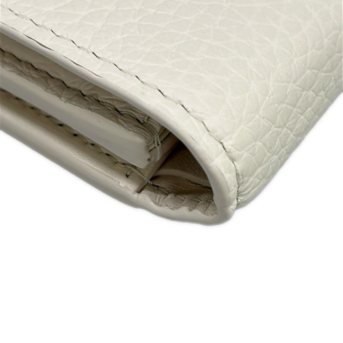 Louis Vuitton Trifold Wallet Capucines Portefeuille Compact Quartz Leather — view 7