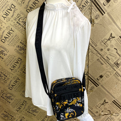 Versace Shoulder Bag Pochette Crossbody Travel Medusa — view 3