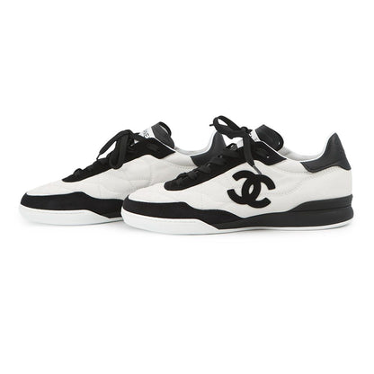 Chanel Sneakers CC Logo Quilted Leather Suede 38 Shoes White Black — view 2