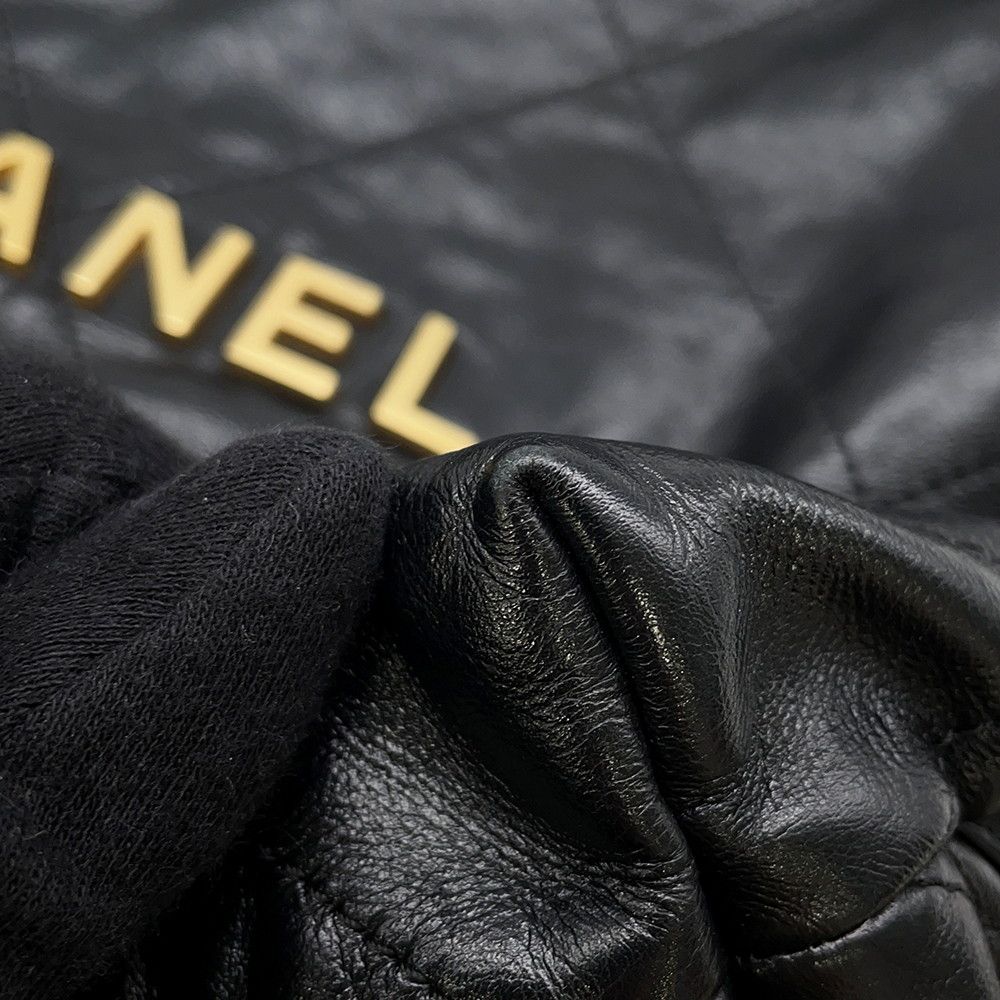 Chanel Backpack 22 Small Shiny Calfskin Black — view 6